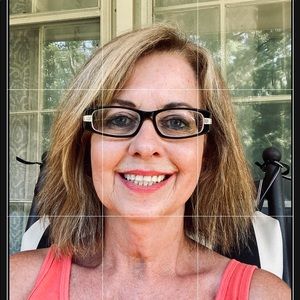 Meet your Posher, Carolyn